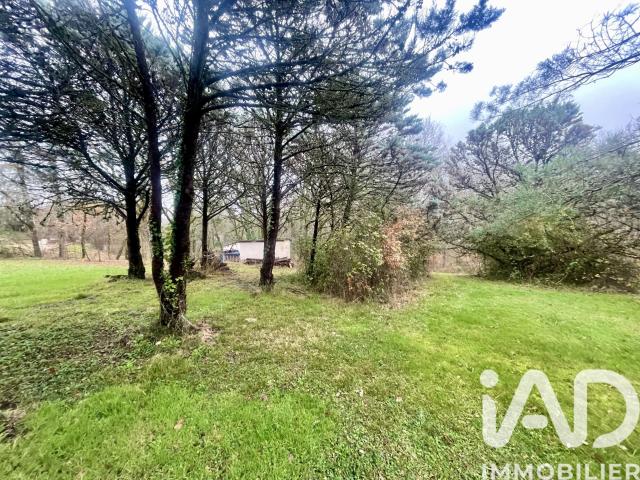 Terrain 1 764 m²