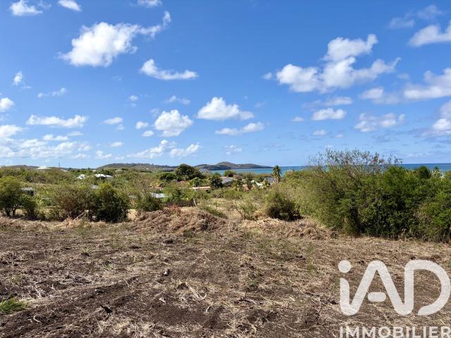Terrain 1 820 m²