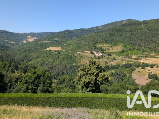 Terrain 1 835 m²