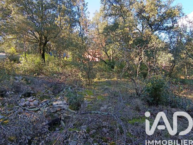 Terrain 1 872 m²