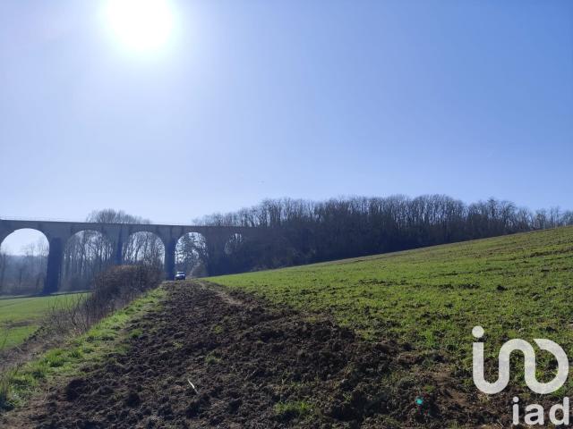 Terrain 1 885 m²