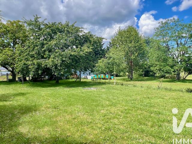 Terrain 1 909 m²