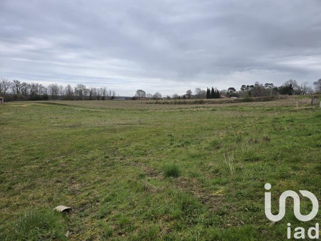 Terrain 1 985 m²