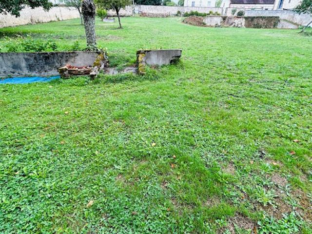 Terrain 2400 m2