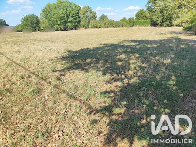 Terrain 2442 m2