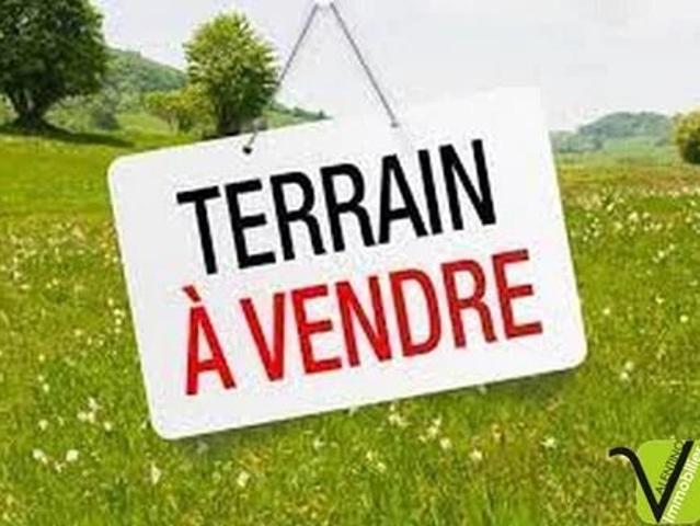 Terrain 250m ²