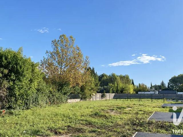 Terrain 200 m²