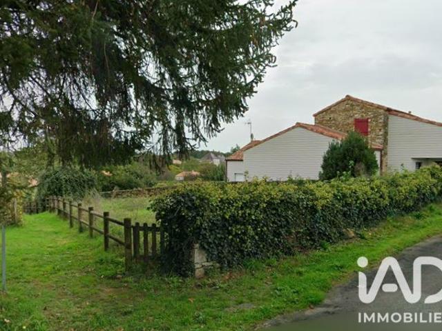 Terrain 220 m²