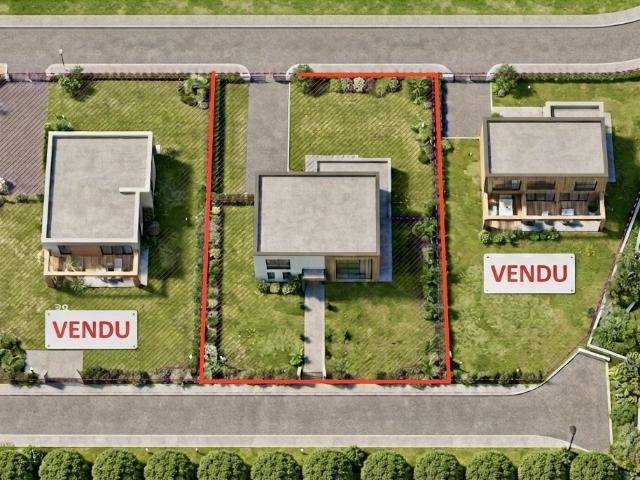 Terrain 232 m²