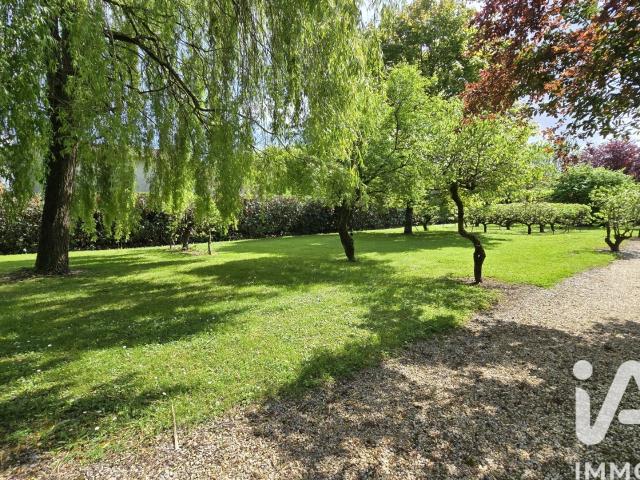 Terrain 2 000 m²