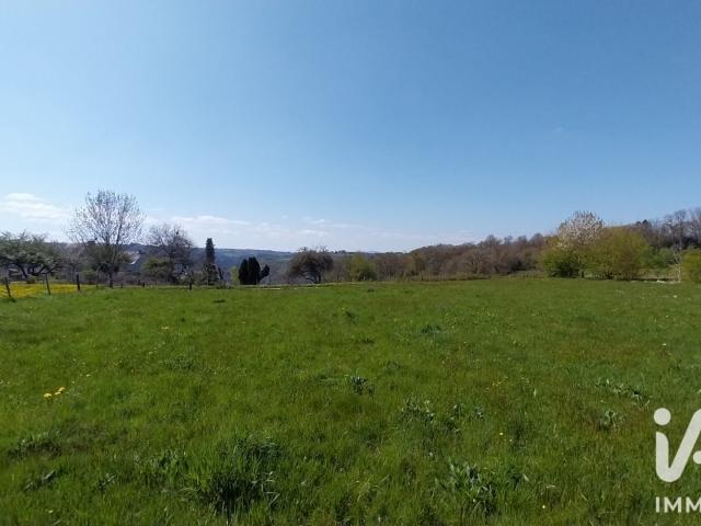 Terrain 2 040 m²