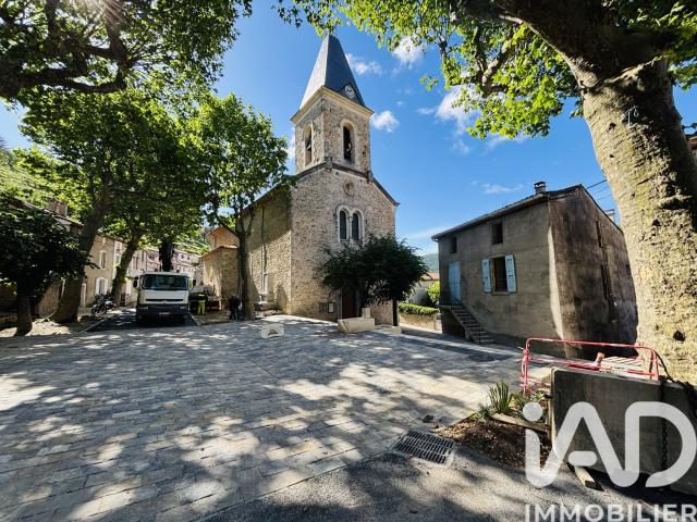 Terrain 2 210 m²