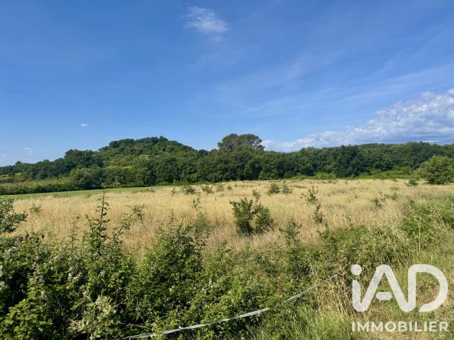 Terrain 2,30 hectares