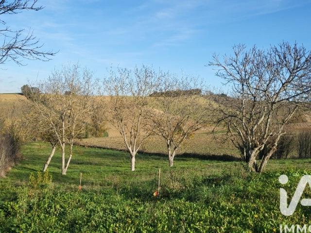 Terrain 2 357 m²