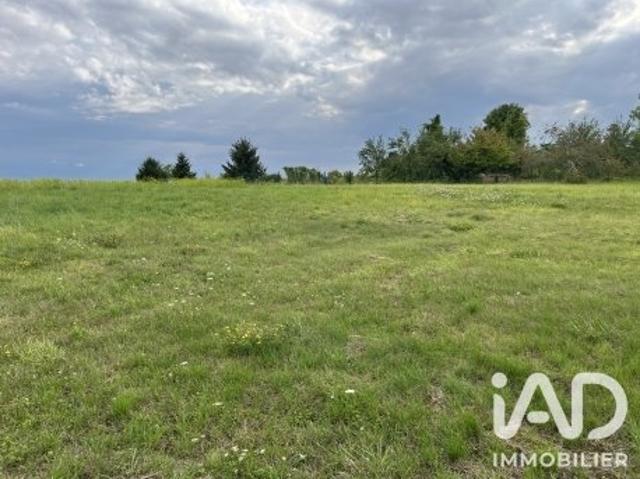 Terrain 2 350 m²