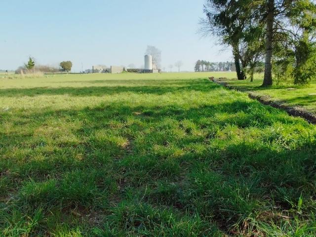 Terrain 2 400 m²