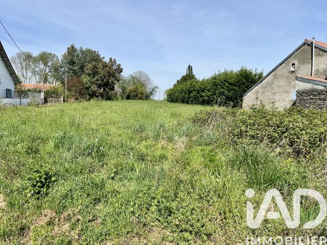 Terrain 2 411 m²