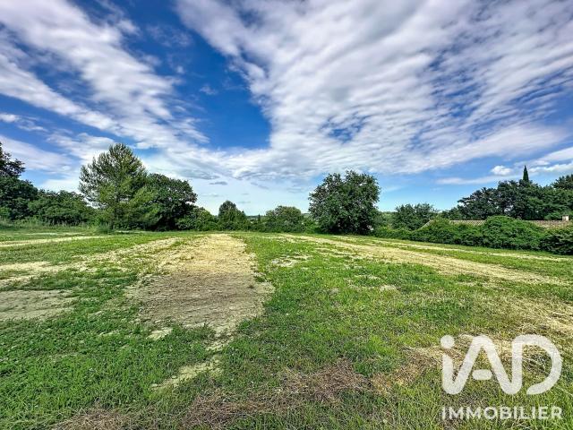 Terrain 2 460 m²