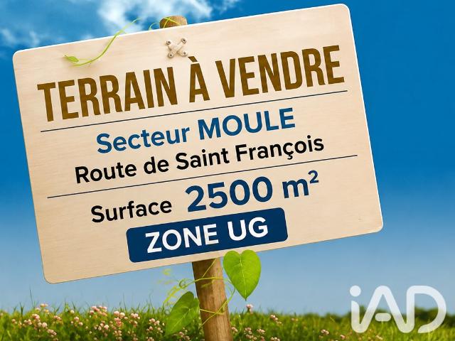 Terrain 2 500 m²