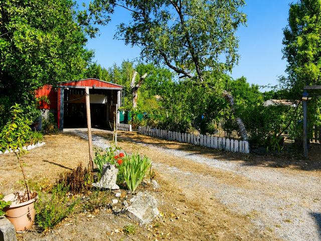 Terrain 345 m²