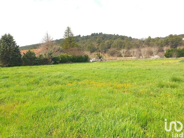 Terrain 372 m²