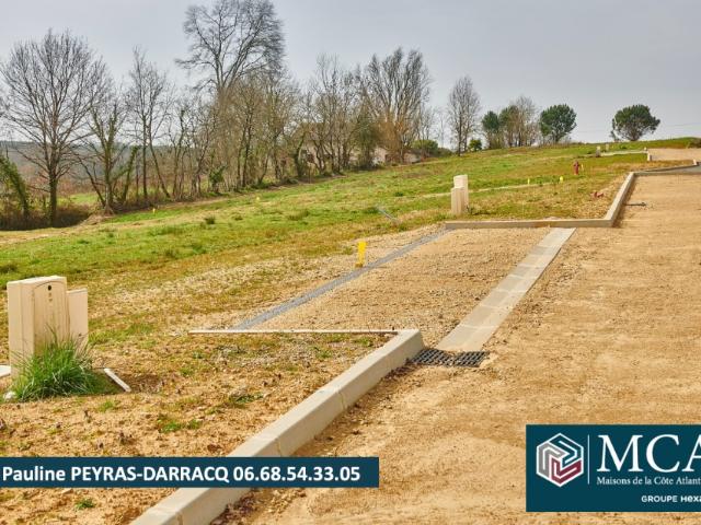 Terrain 3827 m2 montsoue