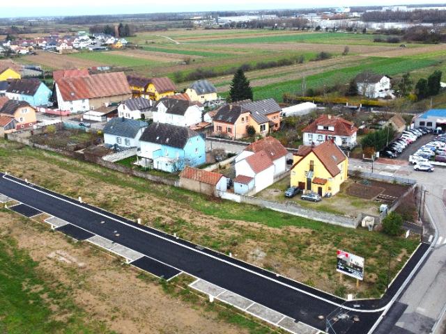 Terrain 399 m2 houssen