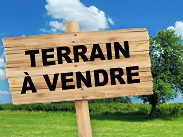 Terrain 300 m²