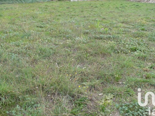 Terrain 332 m²