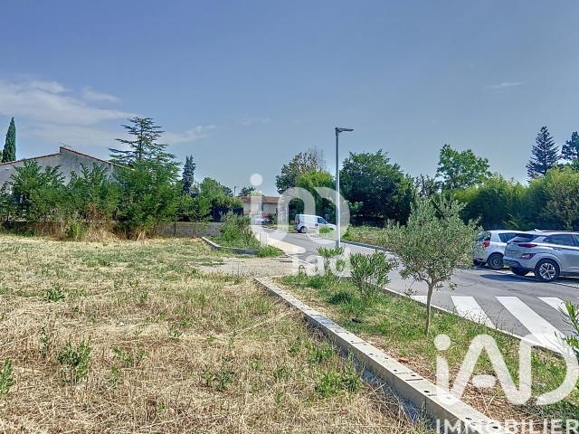 Terrain 337 m²
