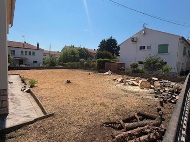 Terrain 336 m²