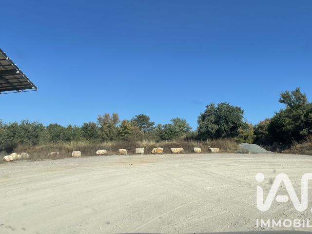 Terrain 3 136 m²