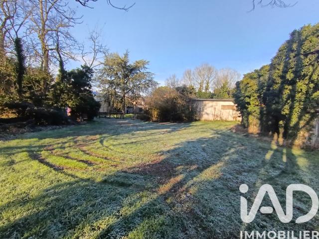 Terrain 3 151 m²