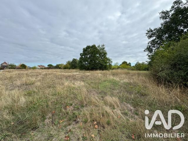 Terrain 3 226 m²