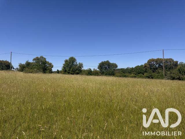Terrain 3 566 m²