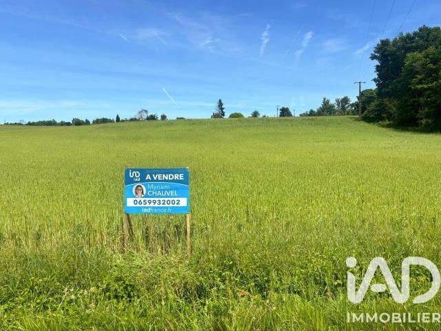Terrain 3 571 m²