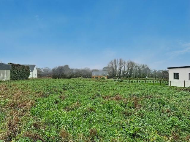 Terrain 3 600 m²