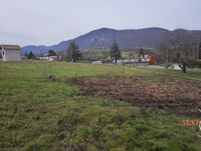 Terrain 4480 m2