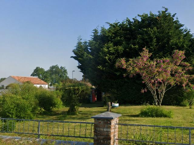 Terrain 450 m²