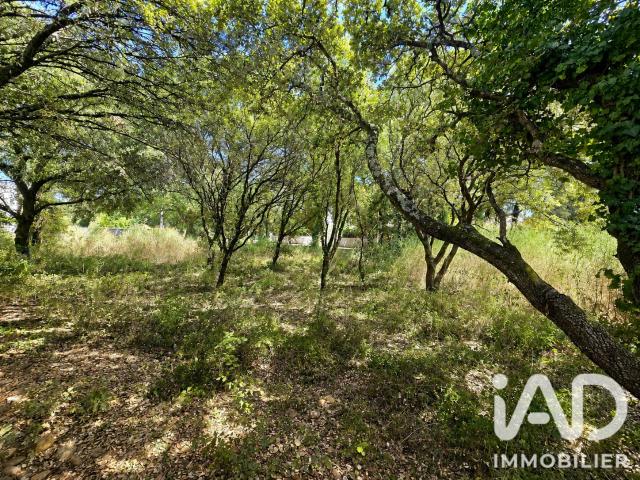 Terrain 471 m²