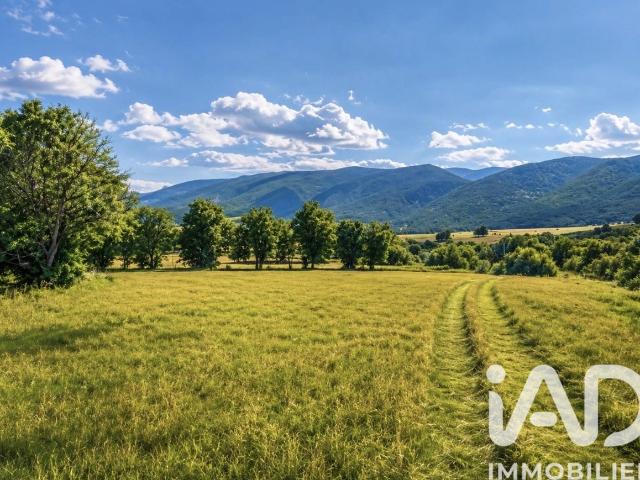Terrain 480 m²