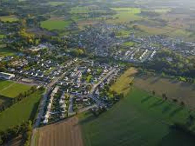 TERRAIN 489 M2 BAGUER MORVAN BORNE ET VIABILISE