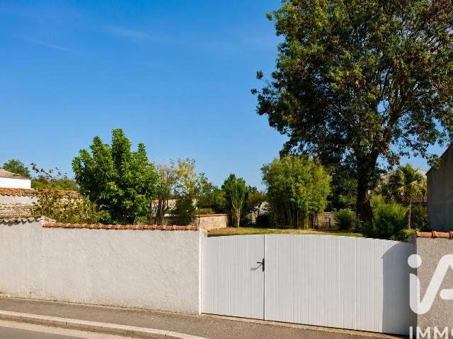 Terrain 490 m²