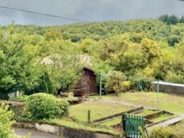 Terrain 498 m²
