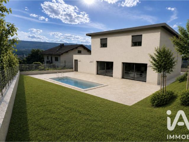 Terrain 400 m²