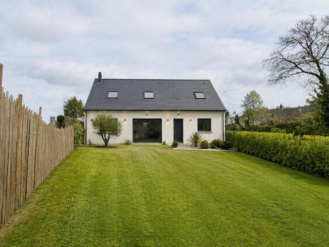 Terrain 408 m²