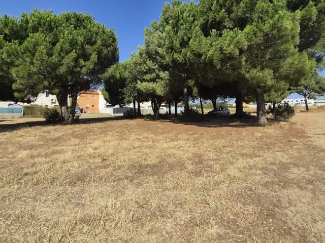 Terrain 409 m²