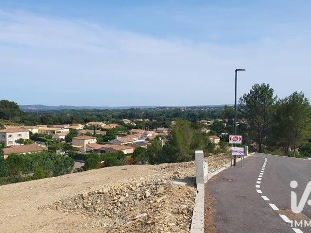 Terrain 417 m²