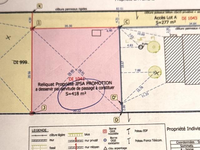 Terrain 418 m²