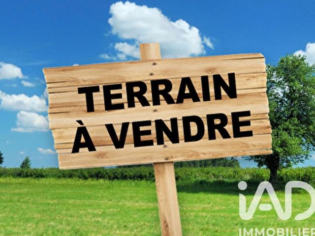 Terrain 437 m²